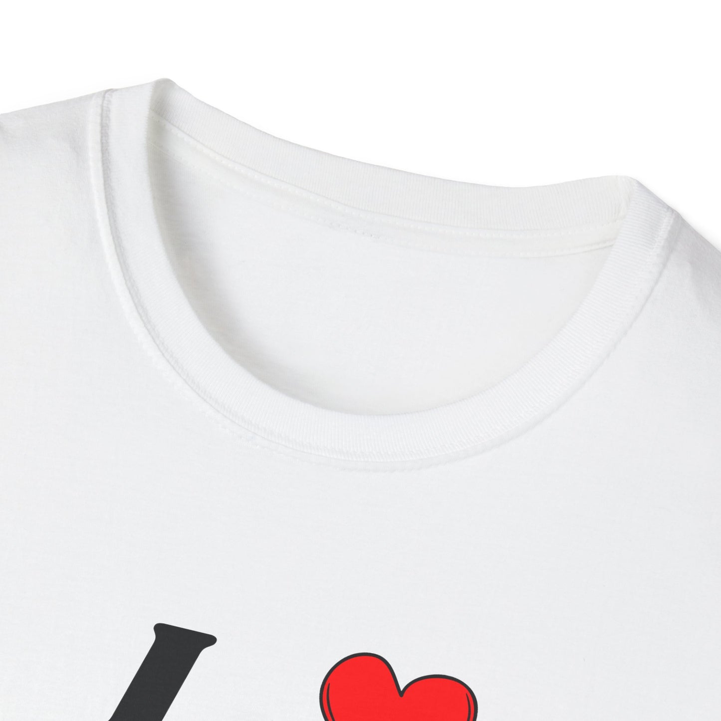I <3 Hot Moms T-Shirt